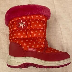 AHANNIE Vibrante  Pink Heart Boots